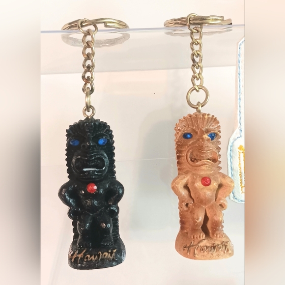 Lot of 6, Hawaii Tiki Gods Keychain Hilo Hattie Sculpted Souvenir Keyring - Picture 4 of 10